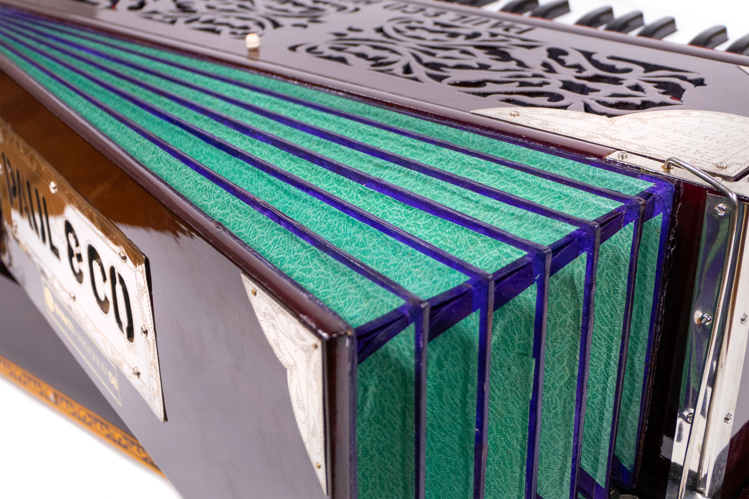 Premium Harmonium Paul & Co